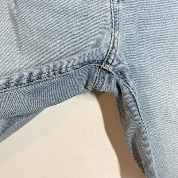 American Eagle Mom Jeans Size 6 Blue Denim Tapered High Rise Med Wash Distressed - Picture 8 of 10